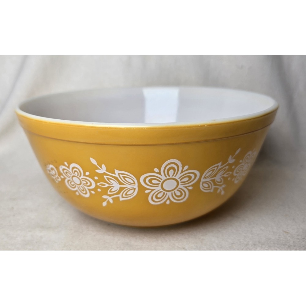 Pyrex Vintage‎ Butterfly Gold 2-1/2 Qt Mixing Bowl # 403